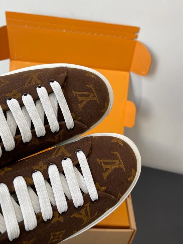 Кроссовки LV TIME OUT фото 7