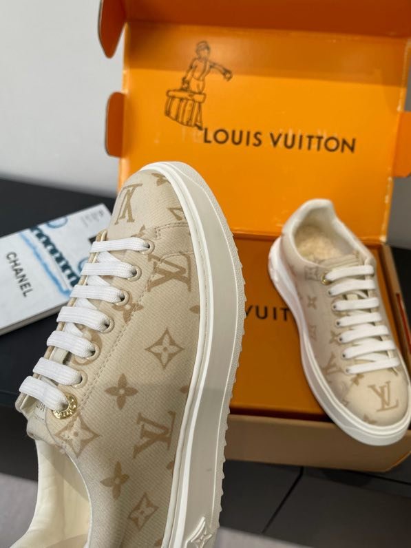 Кроссовки LV TIME OUT фото 8