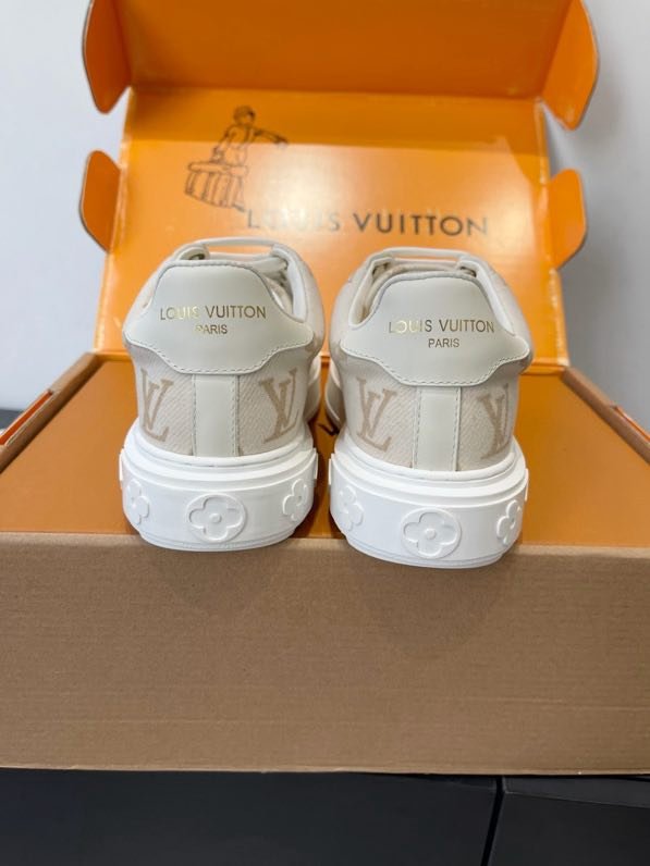 Кроссовки LV TIME OUT фото 9