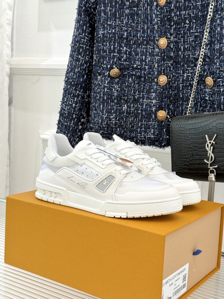 Кроссовки LV Trainer