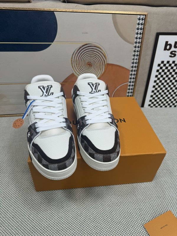 Кросівки LV Trainer