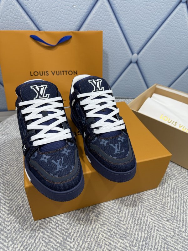 Кросівки LV Trainer