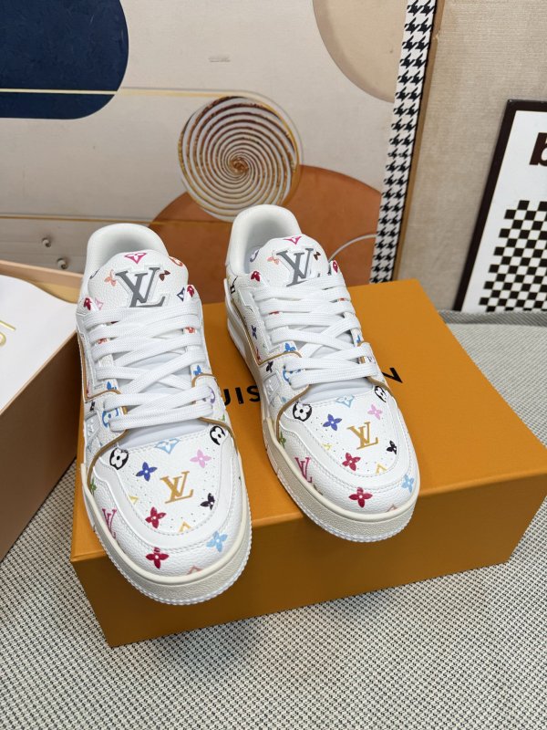 Кроссовки LV Trainer