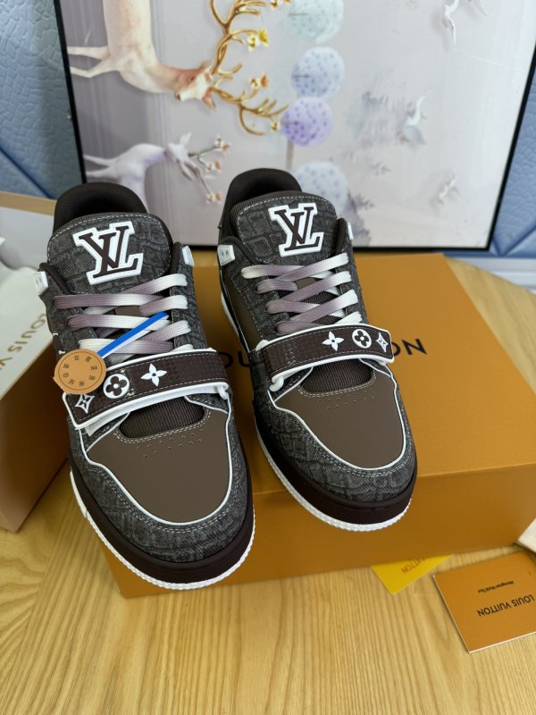 Кроссовки LV Trainer