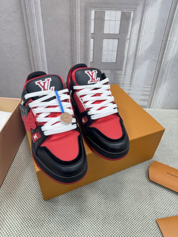 Кроссовки LV Trainer