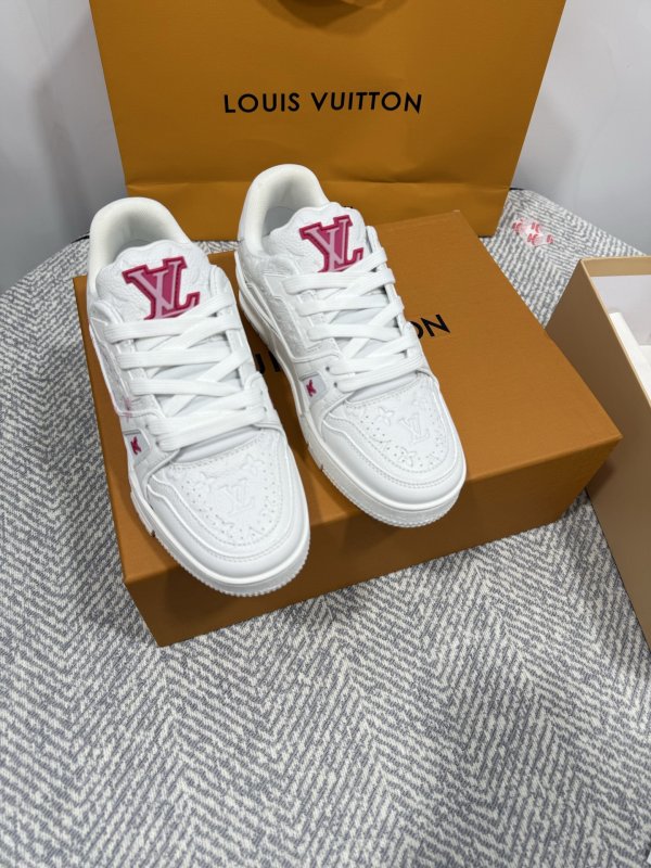 Кроссовки LV Trainer