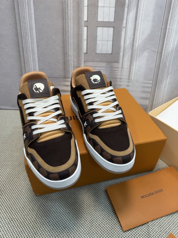 Кроссовки LV Trainer