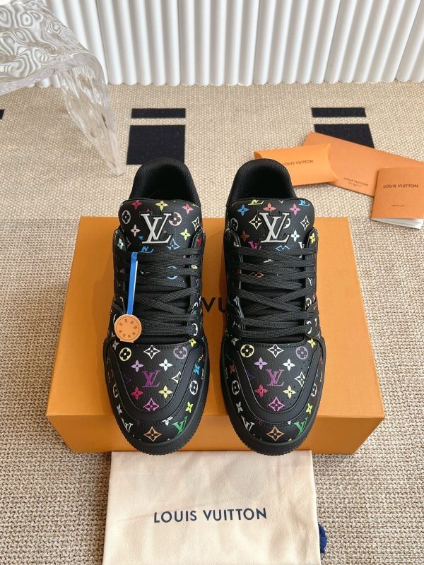 Кроссовки LV Trainer