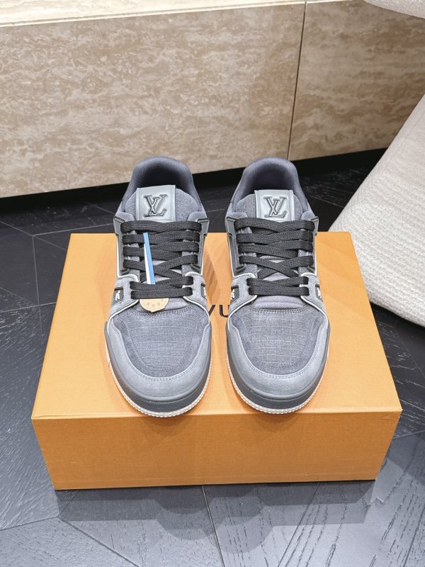 Кроссовки LV Trainer