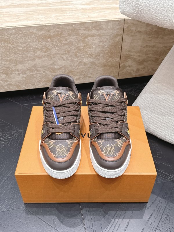 Кроссовки LV Trainer