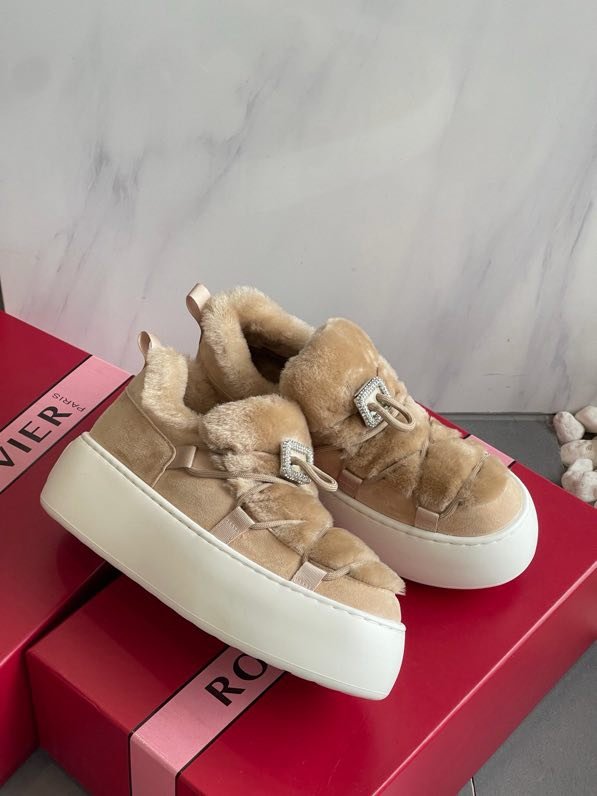 Кроссовки меховые фото 4