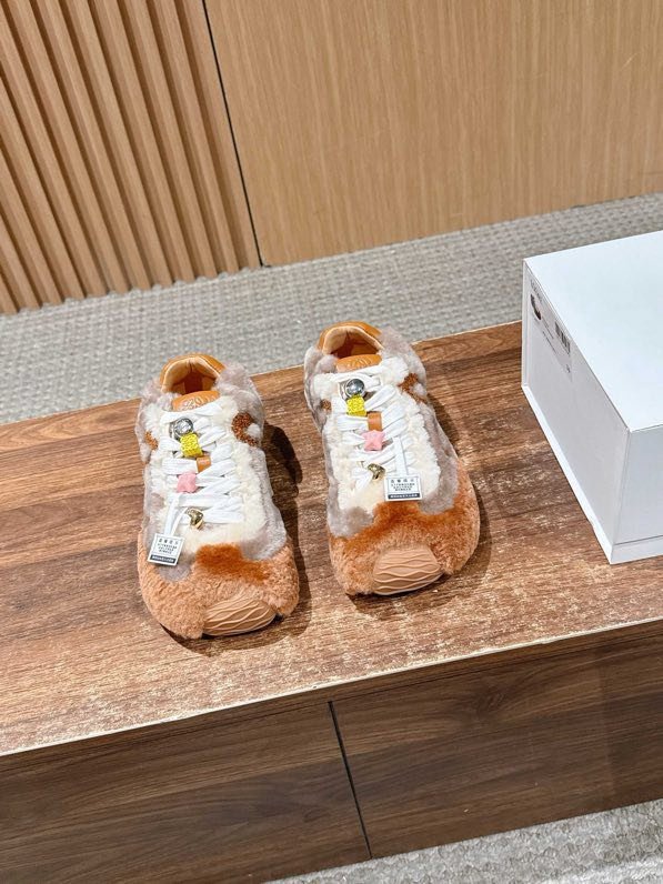 Кроссовки меховые фото 5