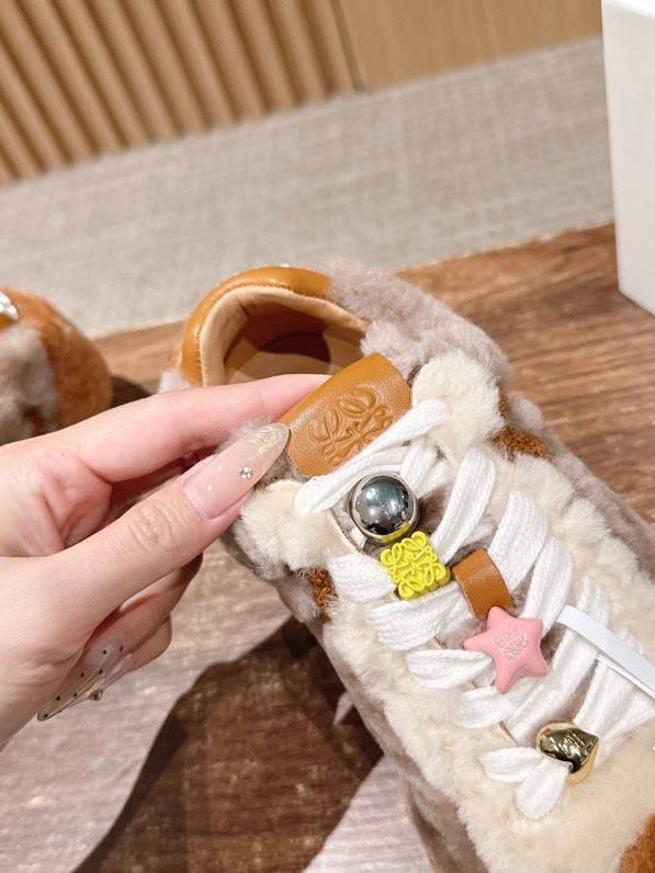 Кроссовки меховые фото 6