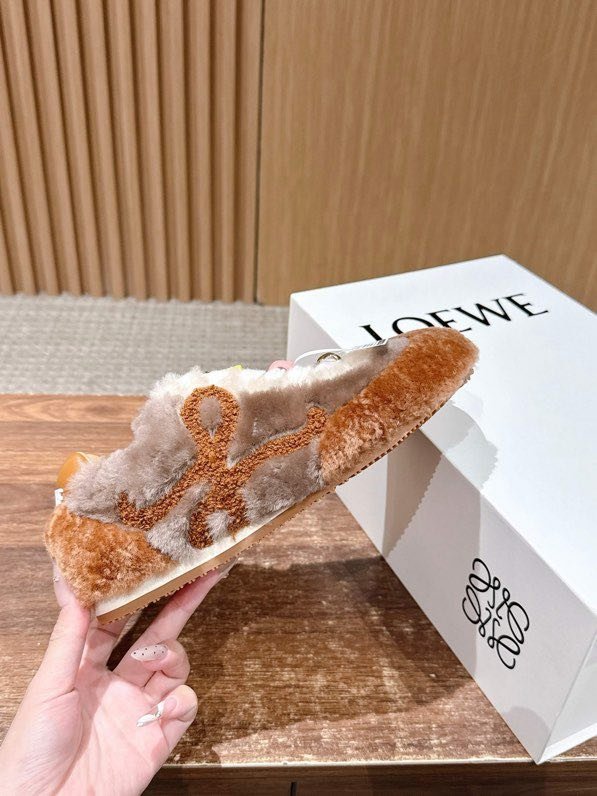 Кроссовки меховые фото 8