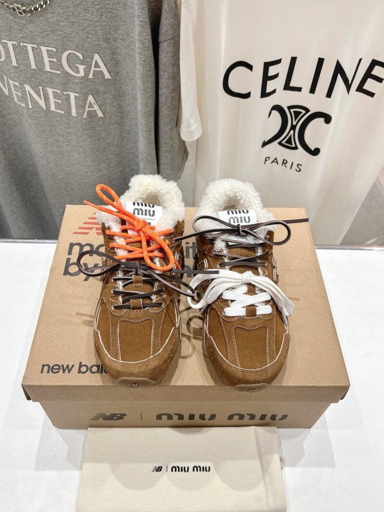 Кроссовки Miu Miu x New Balance на меху