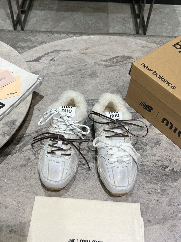 Кроссовки Miu Miu x New Balance на меху фото 2