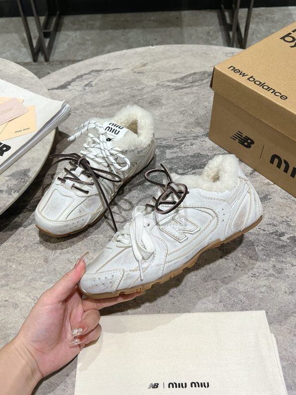 Кроссовки Miu Miu x New Balance на меху фото 8