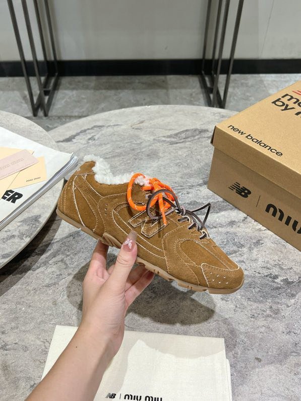 Кроссовки Miu Miu x New Balance на меху фото 9