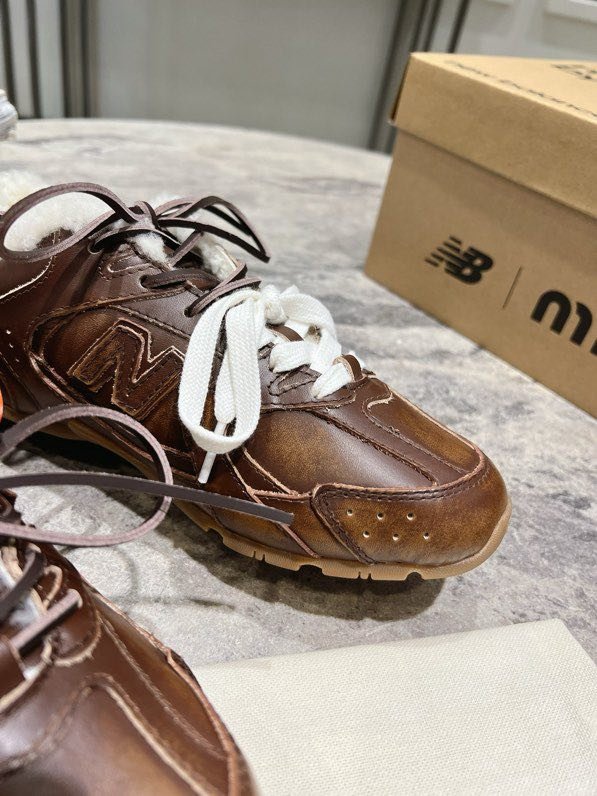 Кроссовки Miu Miu x New Balance на меху фото 9