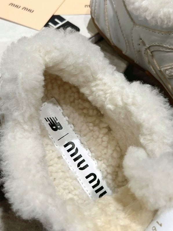 Кроссовки Miu Miu x New Balance на меху фото 9