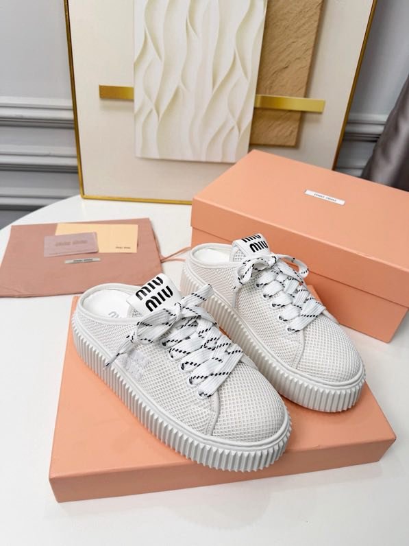 Sneakers мюли on high platform