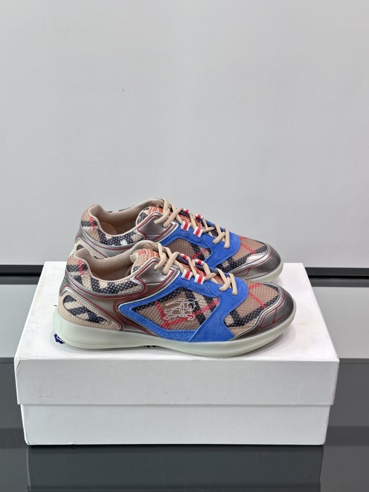 Sneakers men's Burberry Matrix