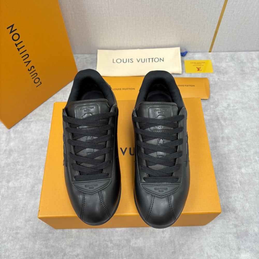 Кроссовки мужские BUTTERSOFT