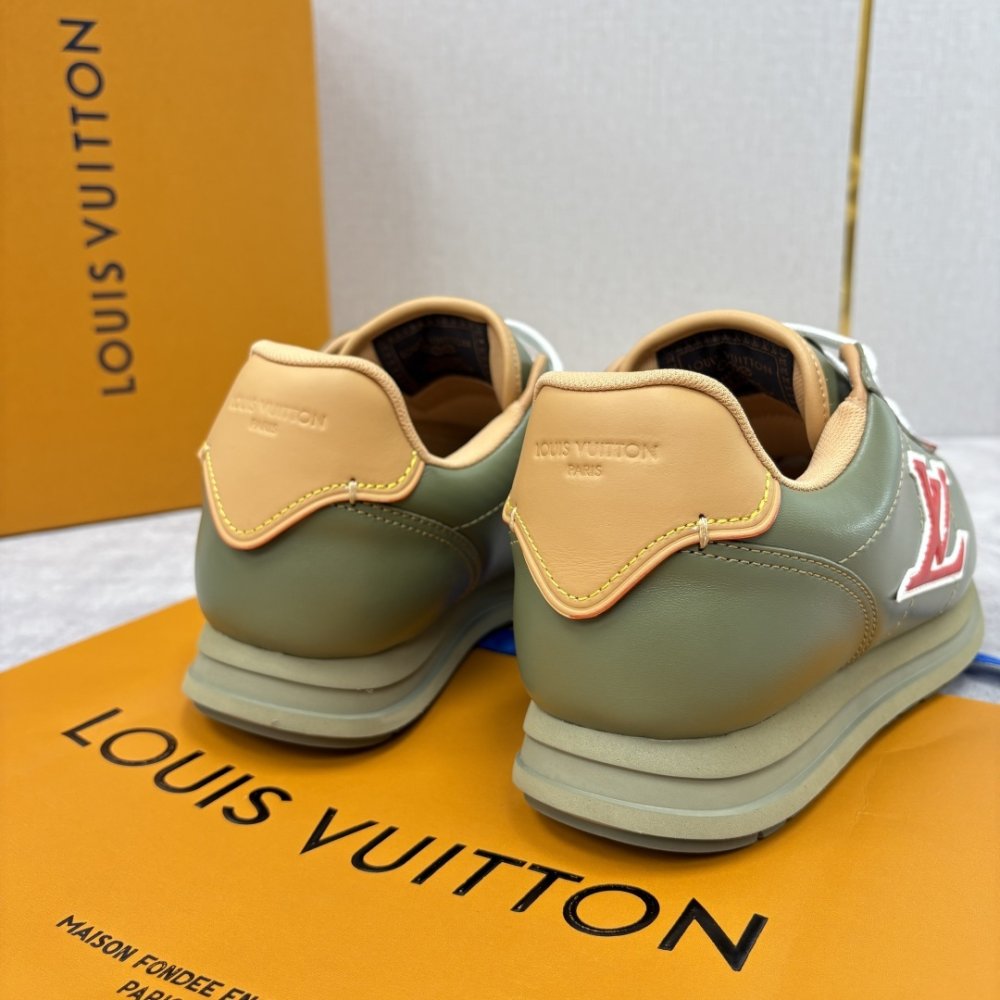 Кроссовки мужские BUTTERSOFT фото 9