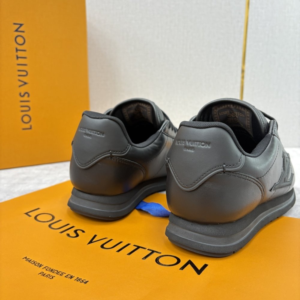 Кроссовки мужские BUTTERSOFT фото 9