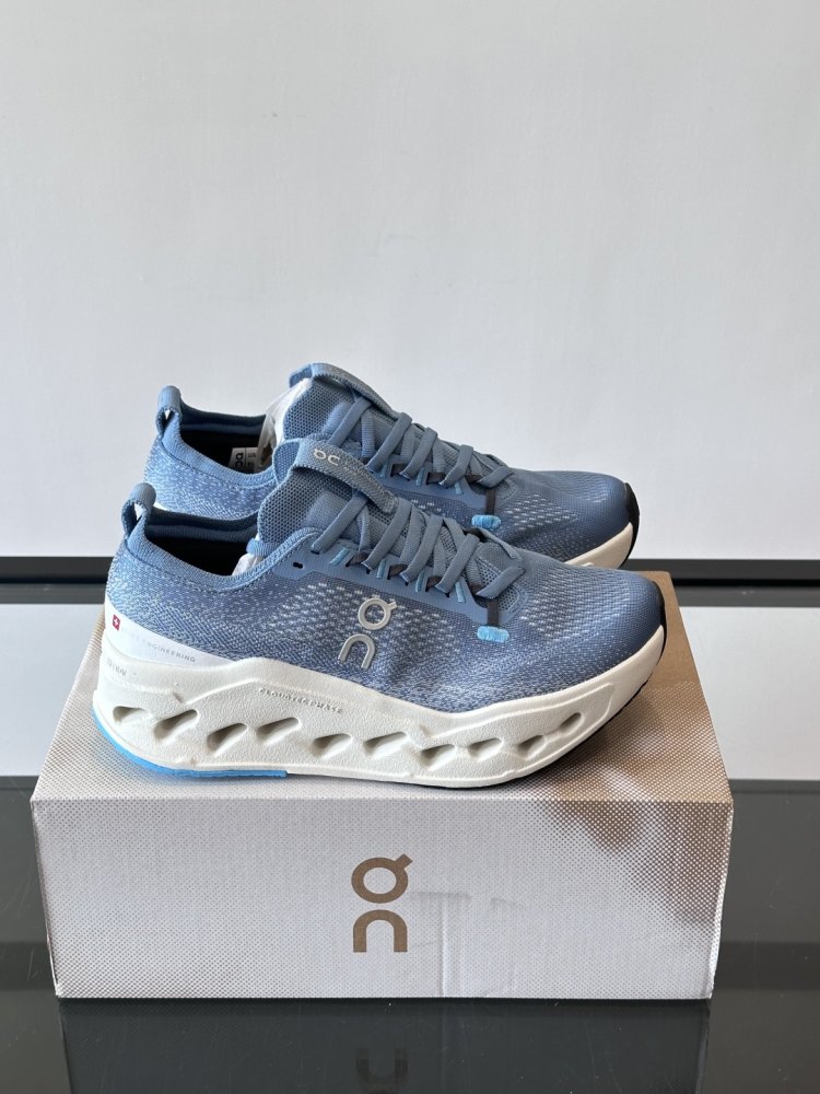 Кроссовки мужские Cloudsurfer Max