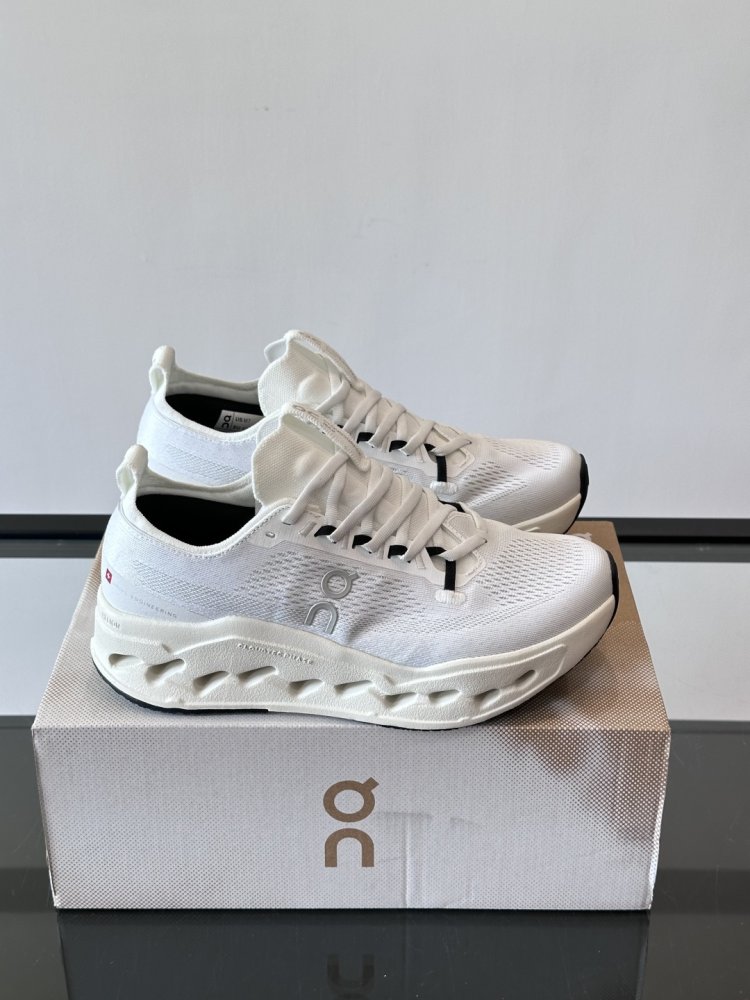 Кроссовки мужские Cloudsurfer Max