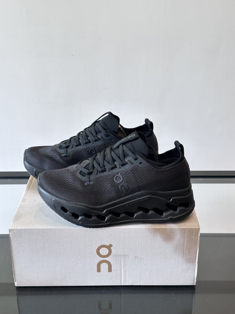 Кроссовки мужские Cloudsurfer Max фото 3