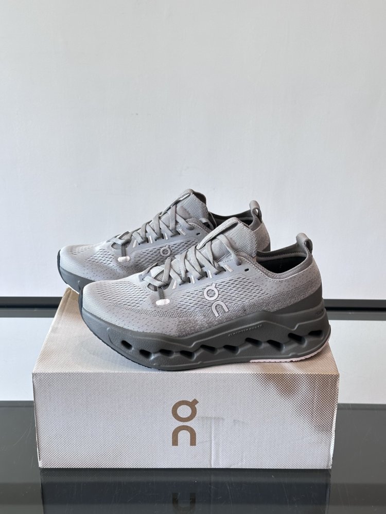 Кроссовки мужские Cloudsurfer Max фото 3