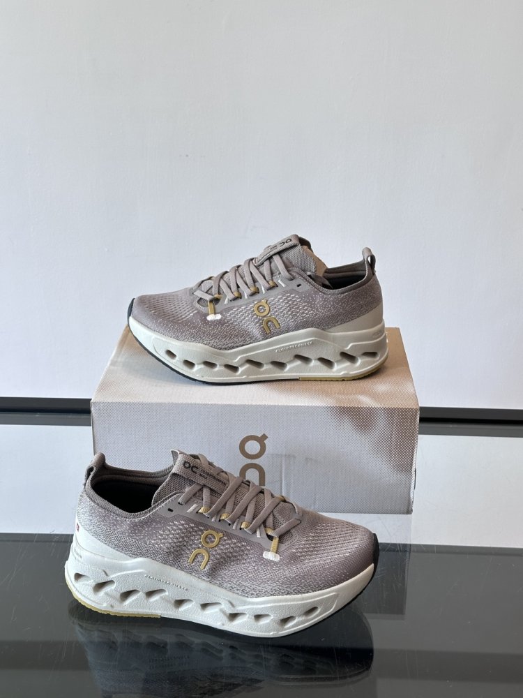 Кроссовки мужские Cloudsurfer Max фото 4