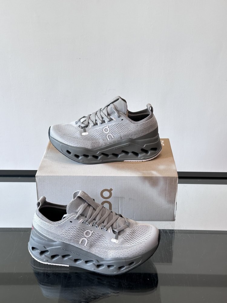 Кроссовки мужские Cloudsurfer Max фото 4