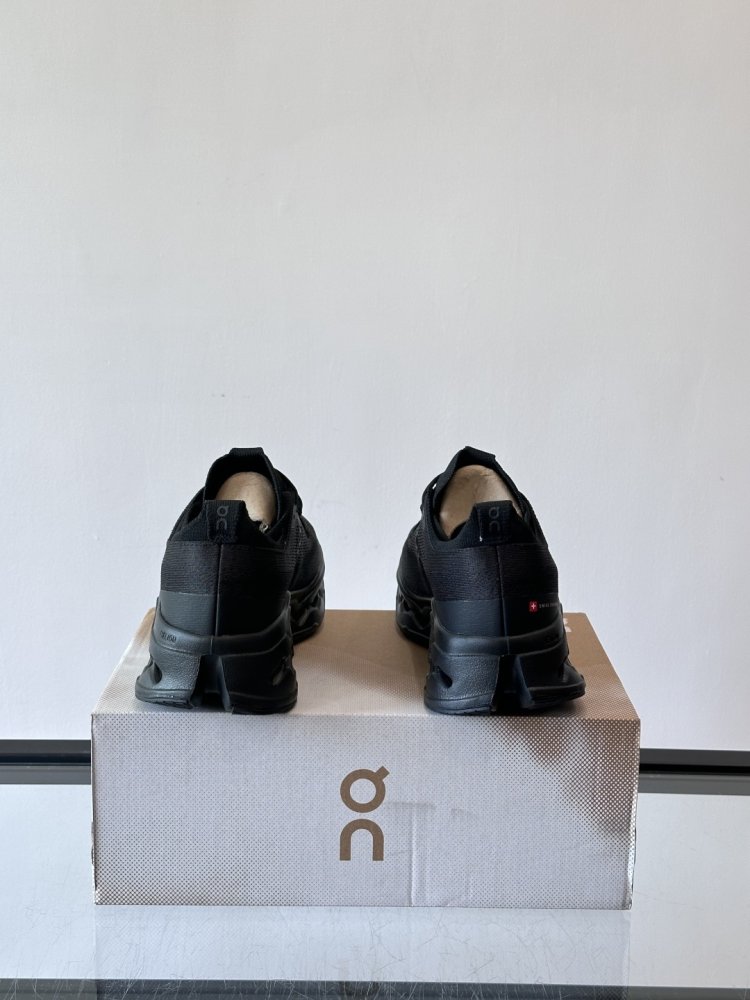 Кроссовки мужские Cloudsurfer Max фото 8