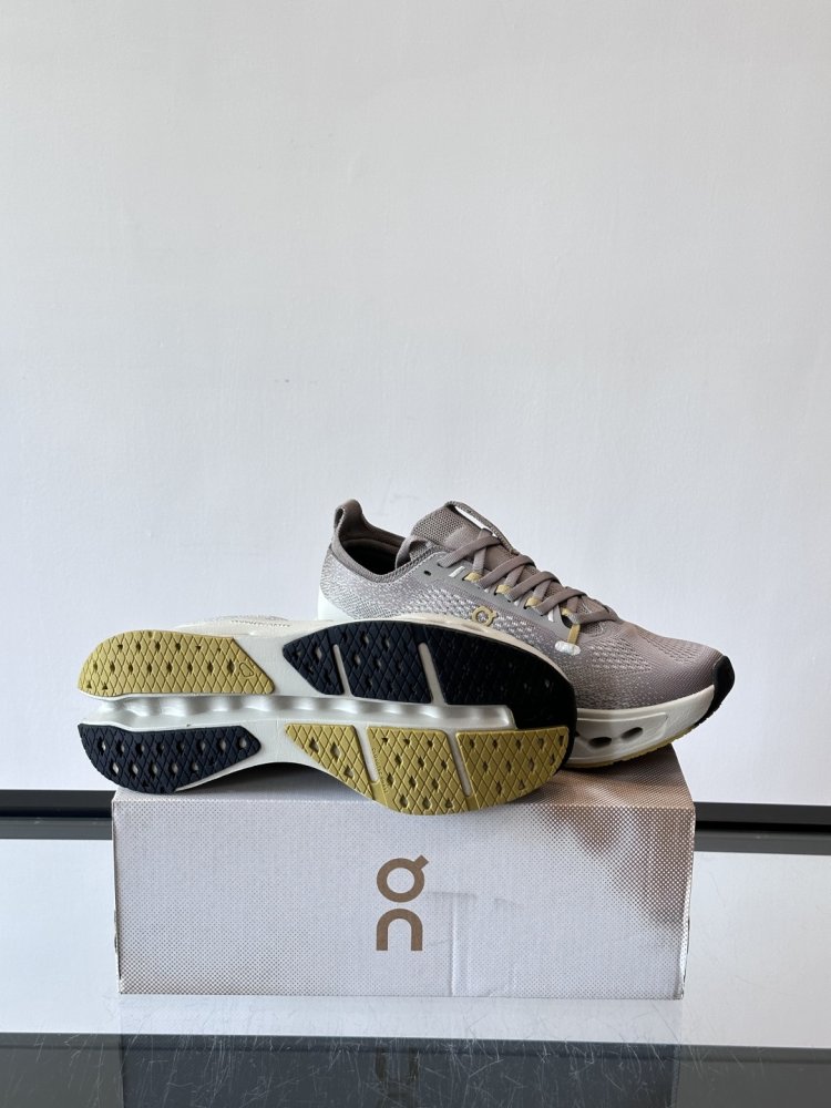 Кроссовки мужские Cloudsurfer Max фото 9