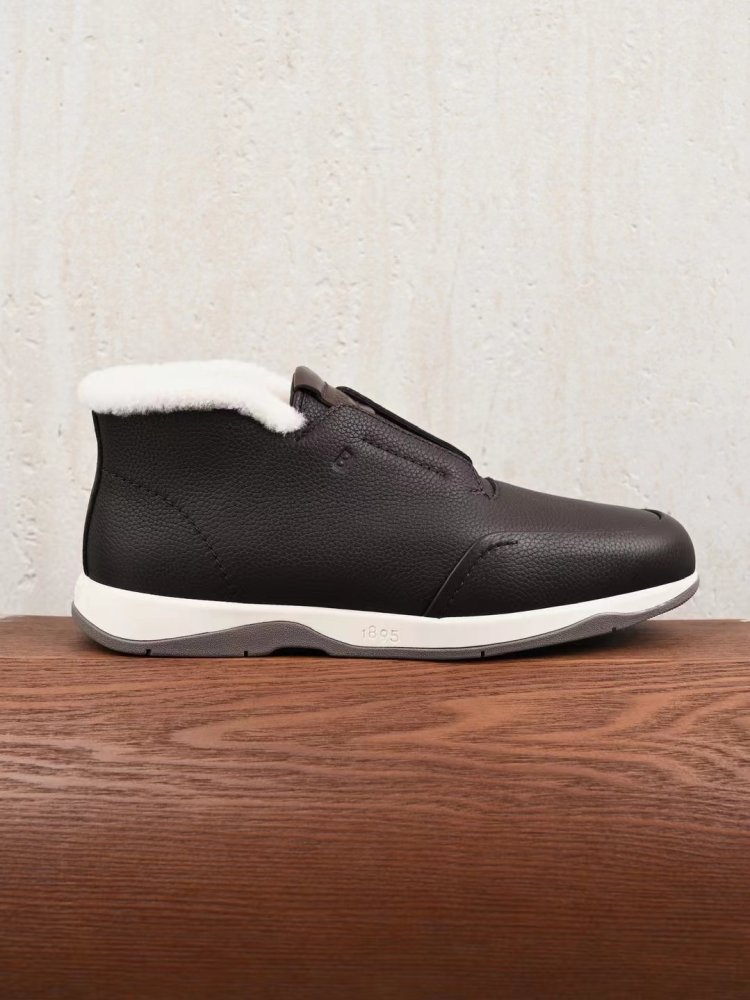 Sneakers men's on fur winter фото 3