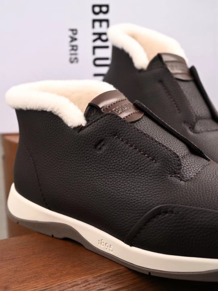 Sneakers men's on fur winter фото 5