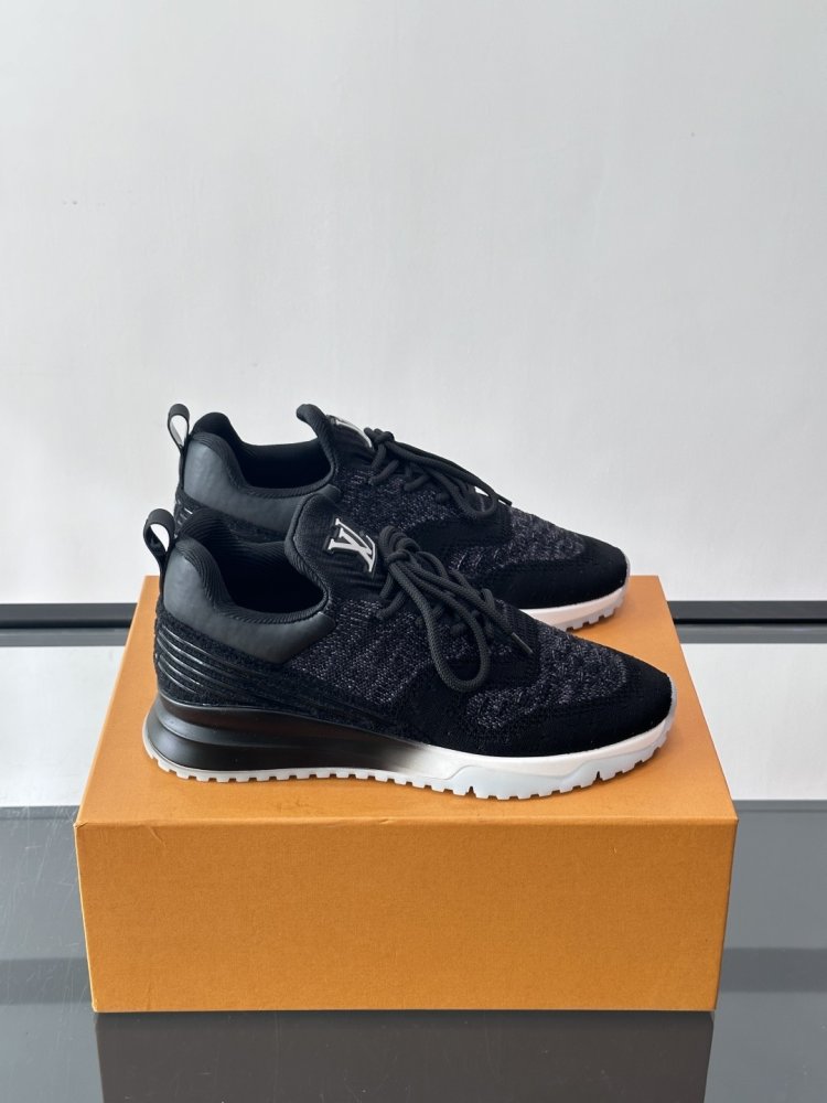 Кроссовки мужские Run Away