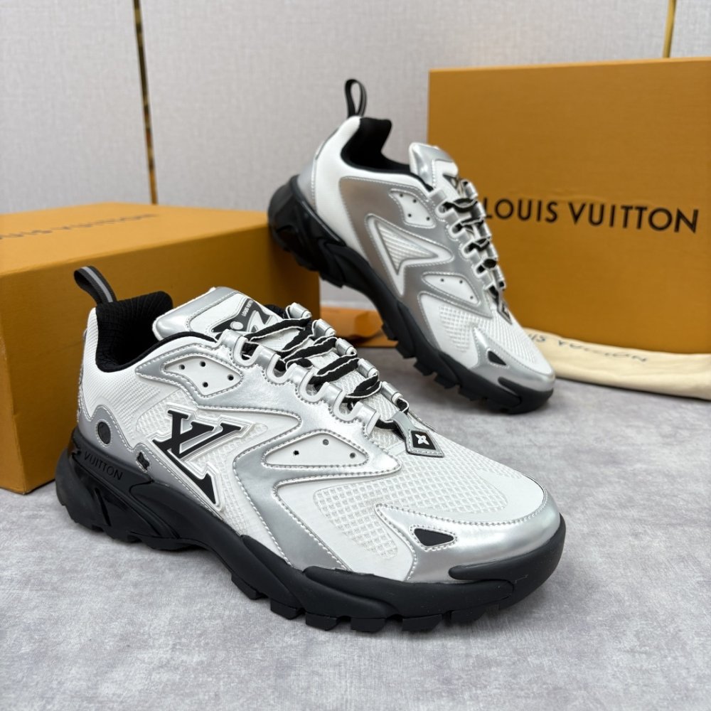 Кроссовки мужские