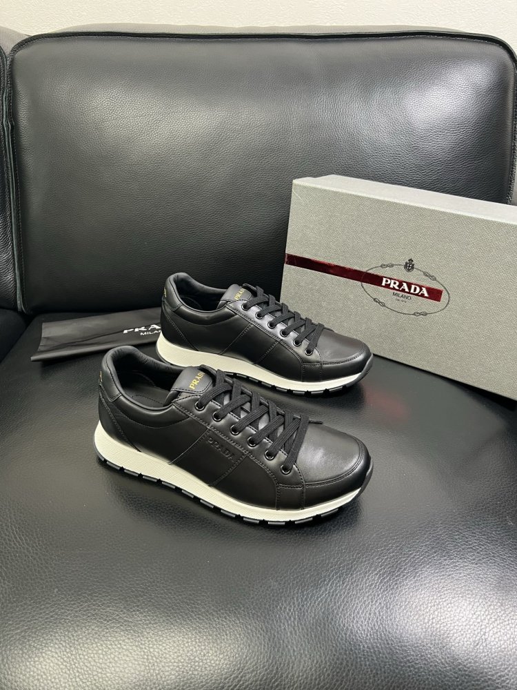 Кроссовки мужские