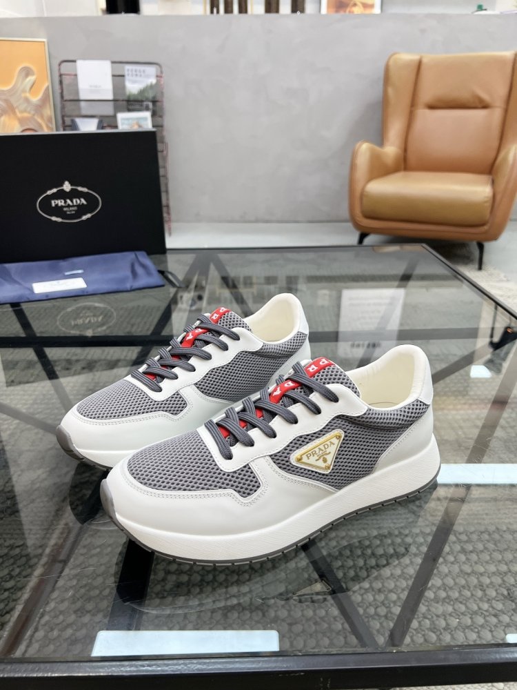 Кроссовки мужские