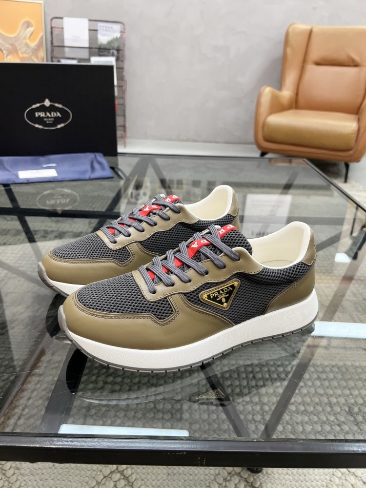 Кроссовки мужские