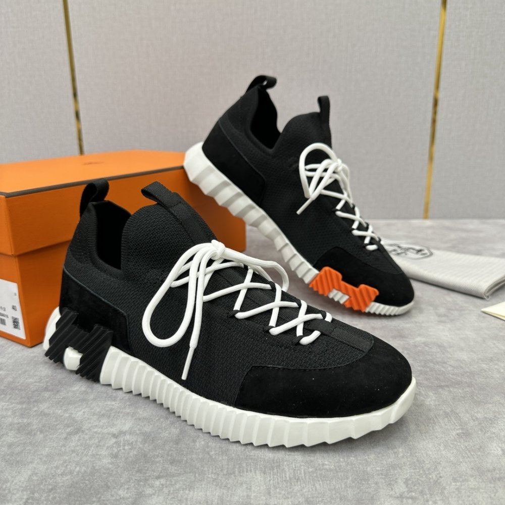 Кросівки чоловічі