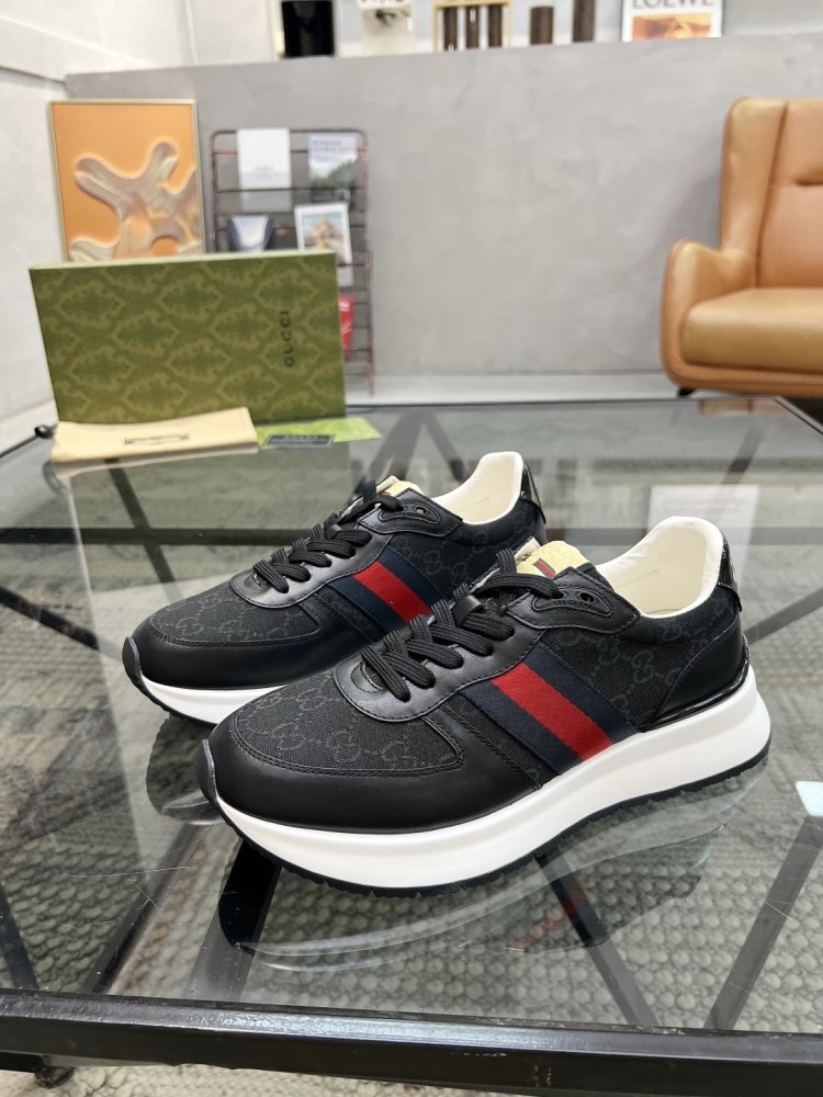 Кроссовки мужские