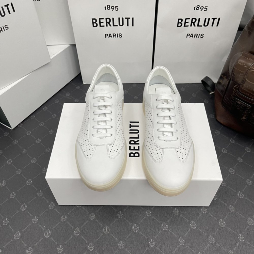 Кроссовки мужские