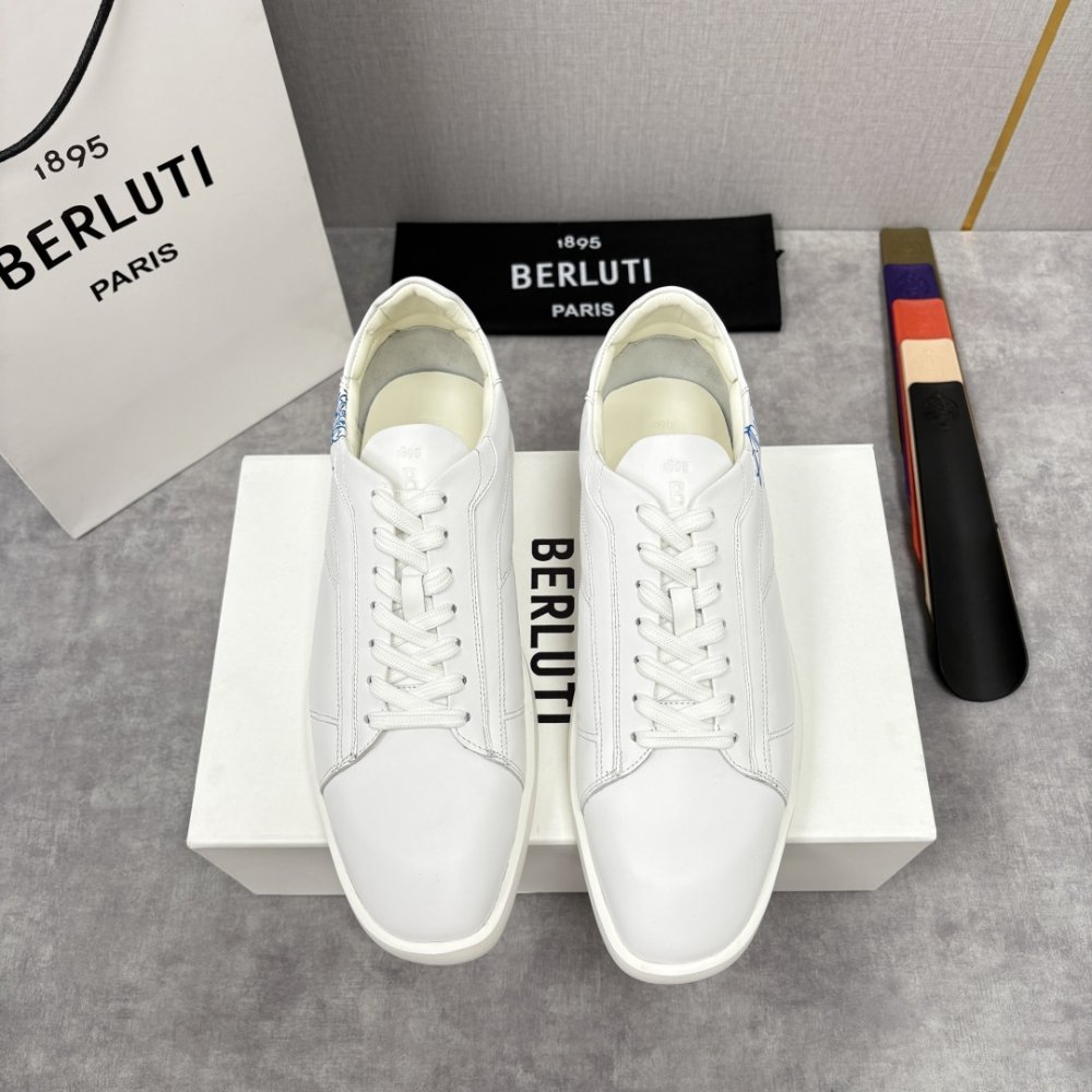 Кроссовки мужские