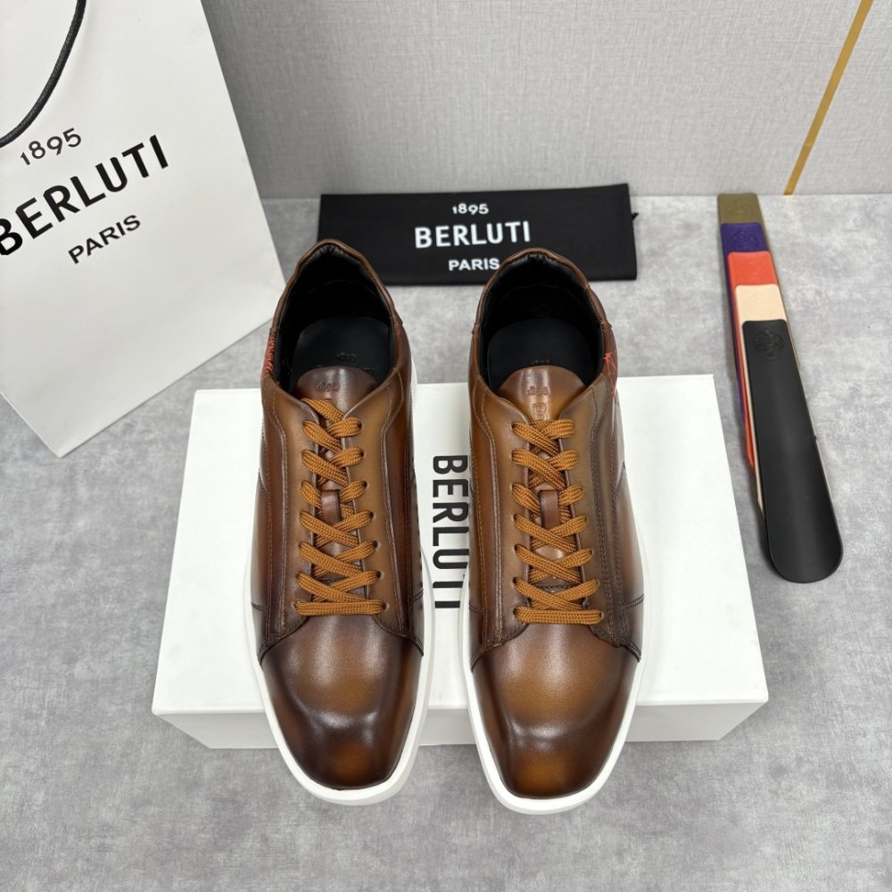 Кроссовки мужские