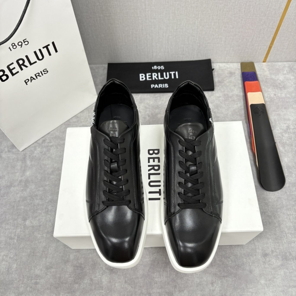 Кроссовки мужские